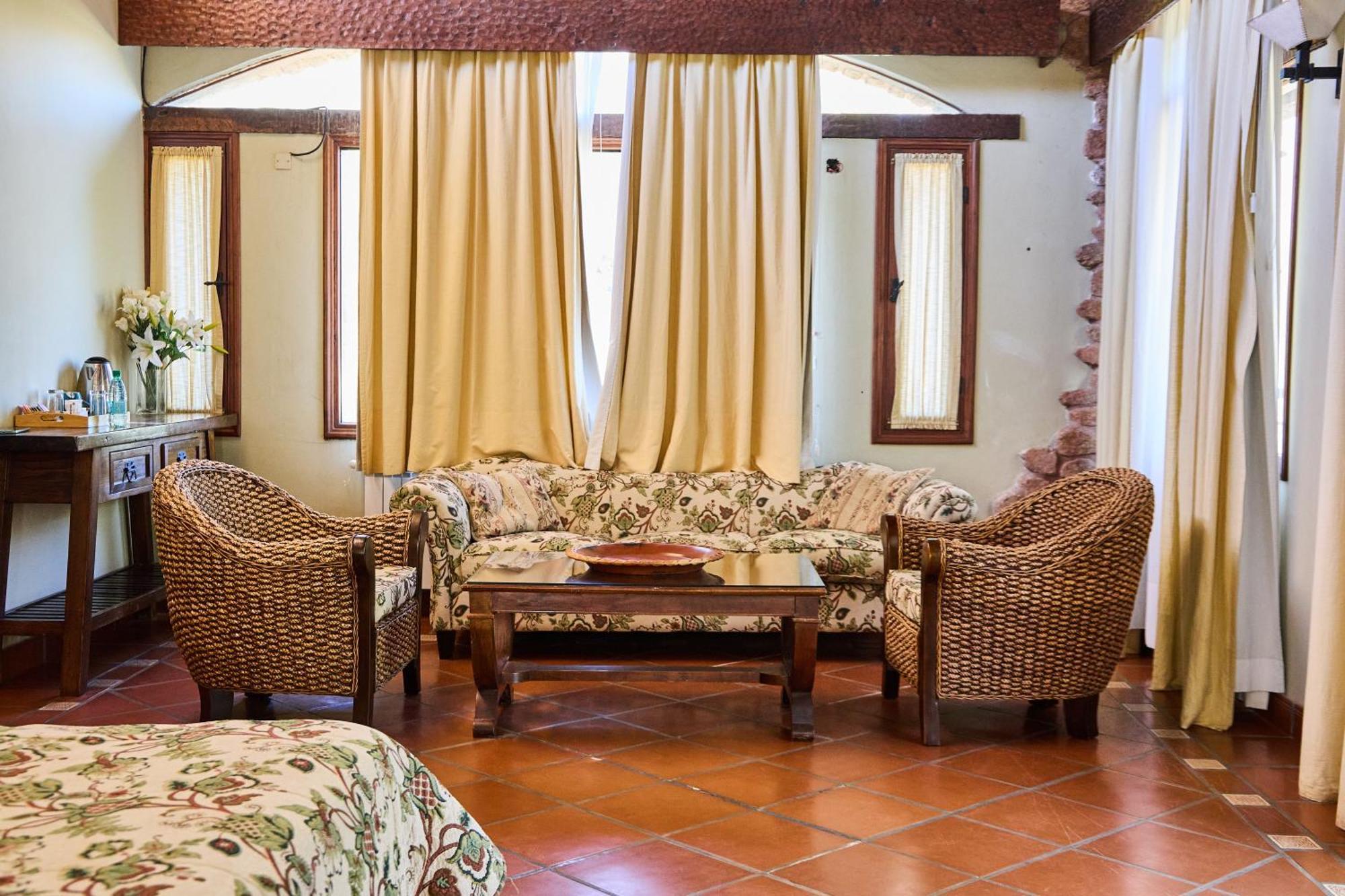 La Casa De La Bodega - Wine Boutique Hotel Cafayate Exterior photo
